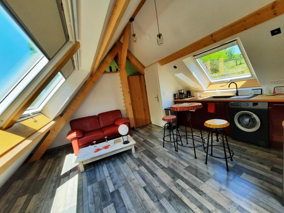 Au Calme Absolu Chez Nicolas Lindry Exterior foto
