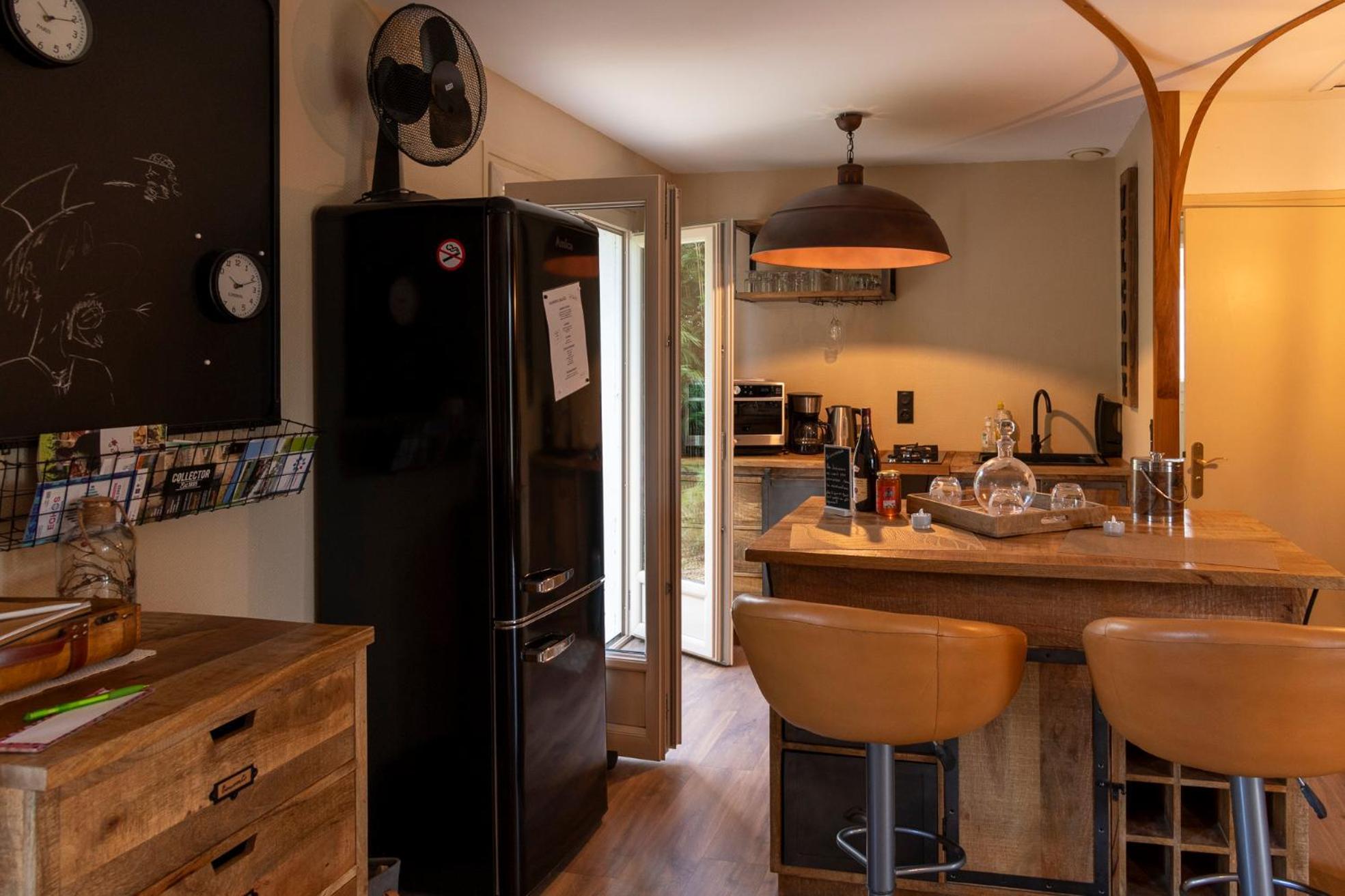 Au Calme Absolu Chez Nicolas Lindry Exterior foto