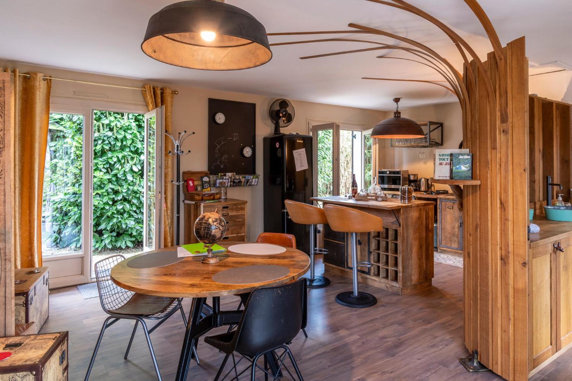 Au Calme Absolu Chez Nicolas Lindry Exterior foto