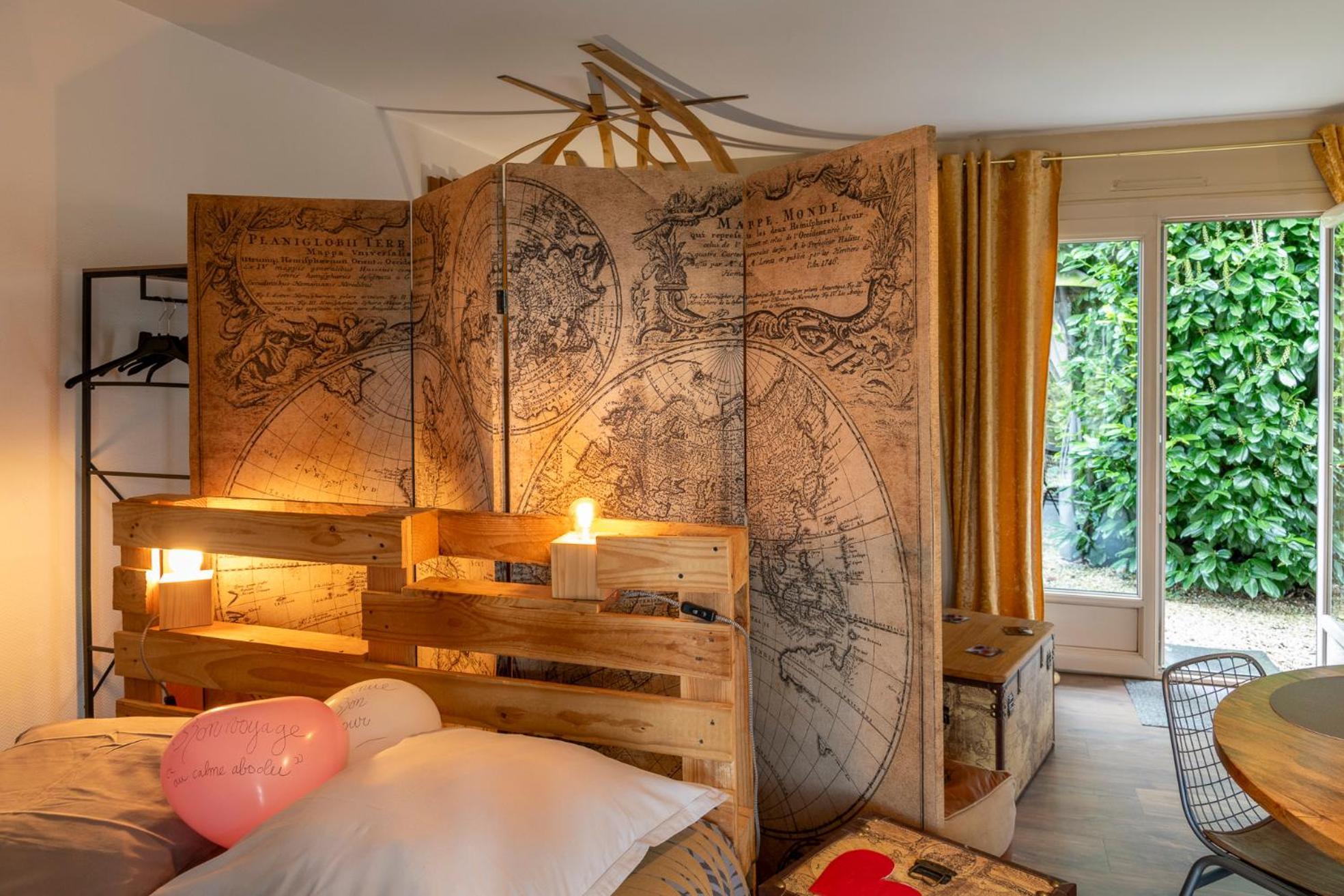 Au Calme Absolu Chez Nicolas Lindry Exterior foto