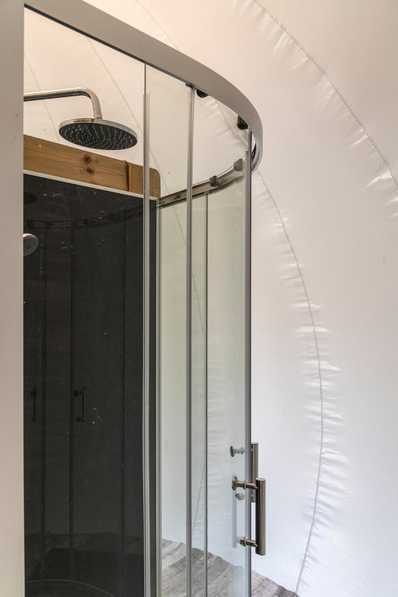 Au Calme Absolu Chez Nicolas Lindry Exterior foto